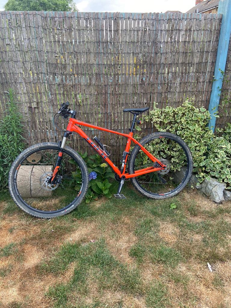 TREK Superfly 5 29er mountain bike | in 